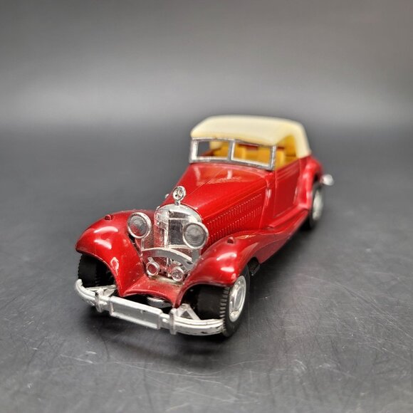 Yatming Mercedes 540K Cabriolet Metallic Red Cream Convertible Car JR331 - Picture 13 of 16